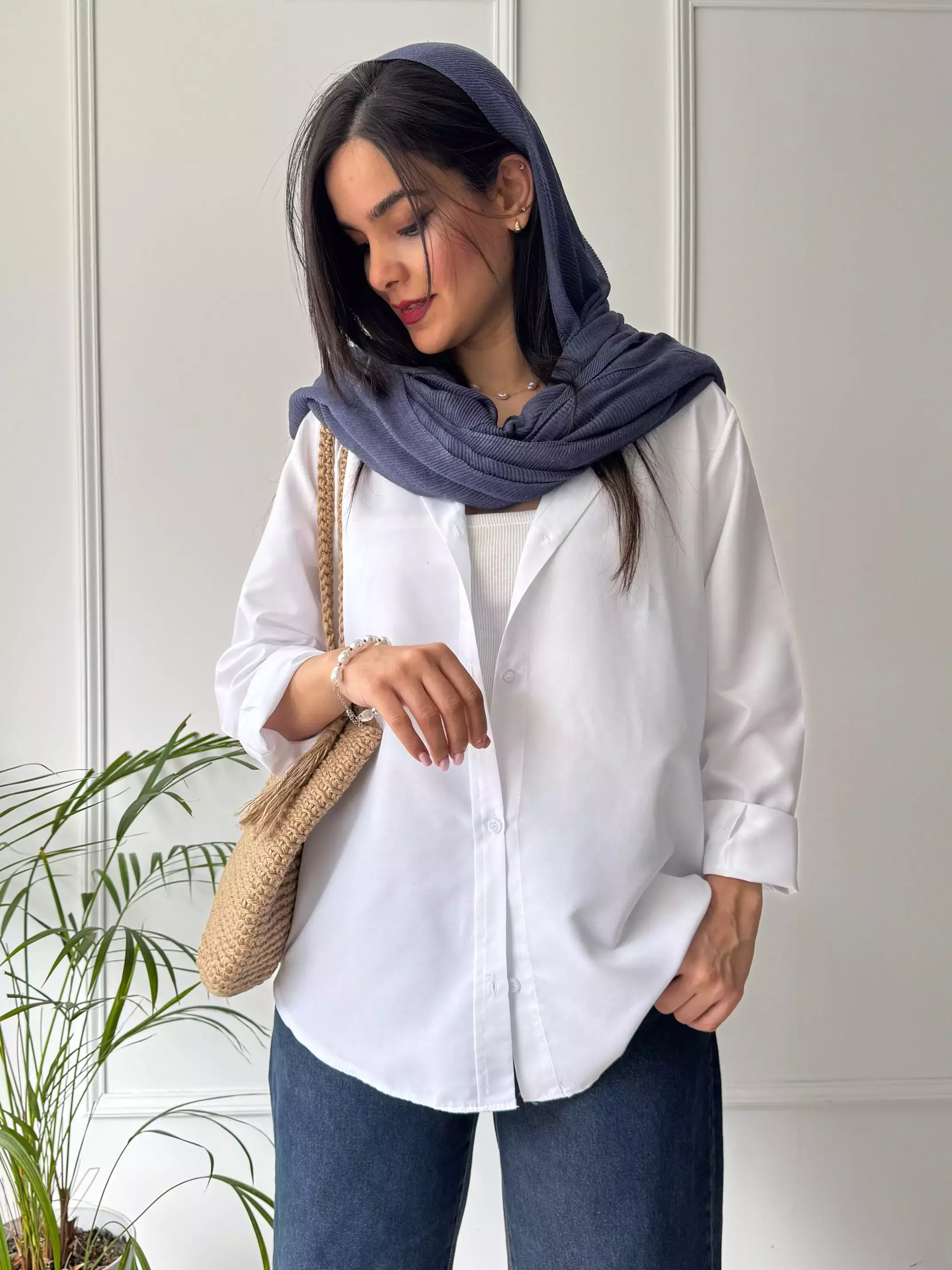 شومیزی سفید بیسیک پلاس